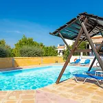 Charoula Tria Large Private Pool Ac Wifi Βίλα Πάφος