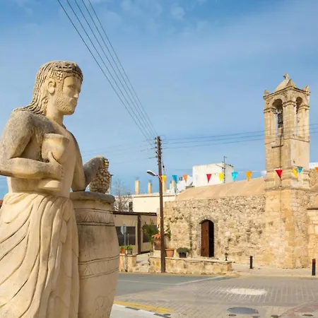 Charoula Tria Villa *