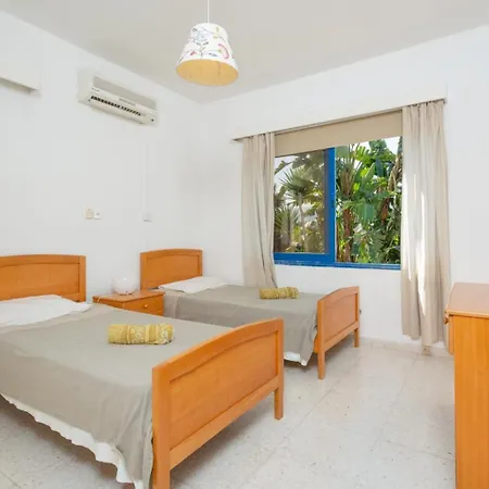 Charoula Tria Large Private Pool Ac Wifi * Pafos