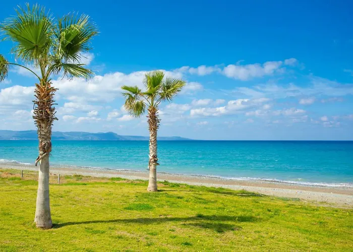 Charoula Tria Large Private Pool Ac Wifi