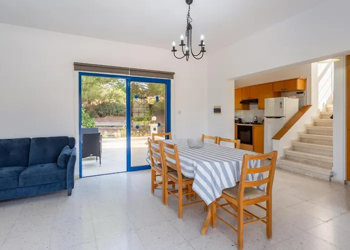 Charoula Tria Large Private Pool Ac Wifi Villa Paphos